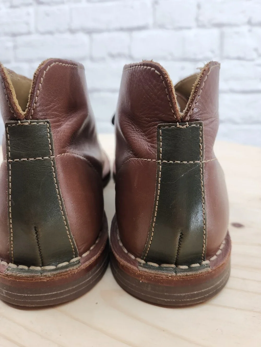 Cole Haan Men’s Chukka Boots Brown Leather Lace Up Size 8.5 Preppy Casual